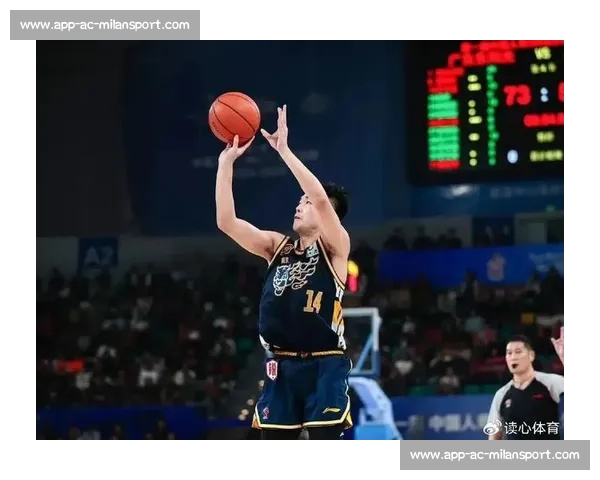 广东豪言冲冠!辽宁追逐 2 米 08 内线,同曦迎浙江前教头 广东豪言冲冠!辽宁追逐 2 米 08 内线,同曦迎浙江前教头