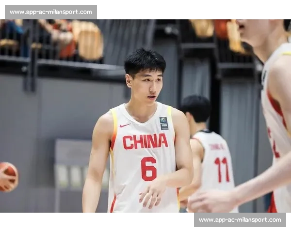 崔新泉高效 14+4 助率队取胜 能攻善传尽显全能身手